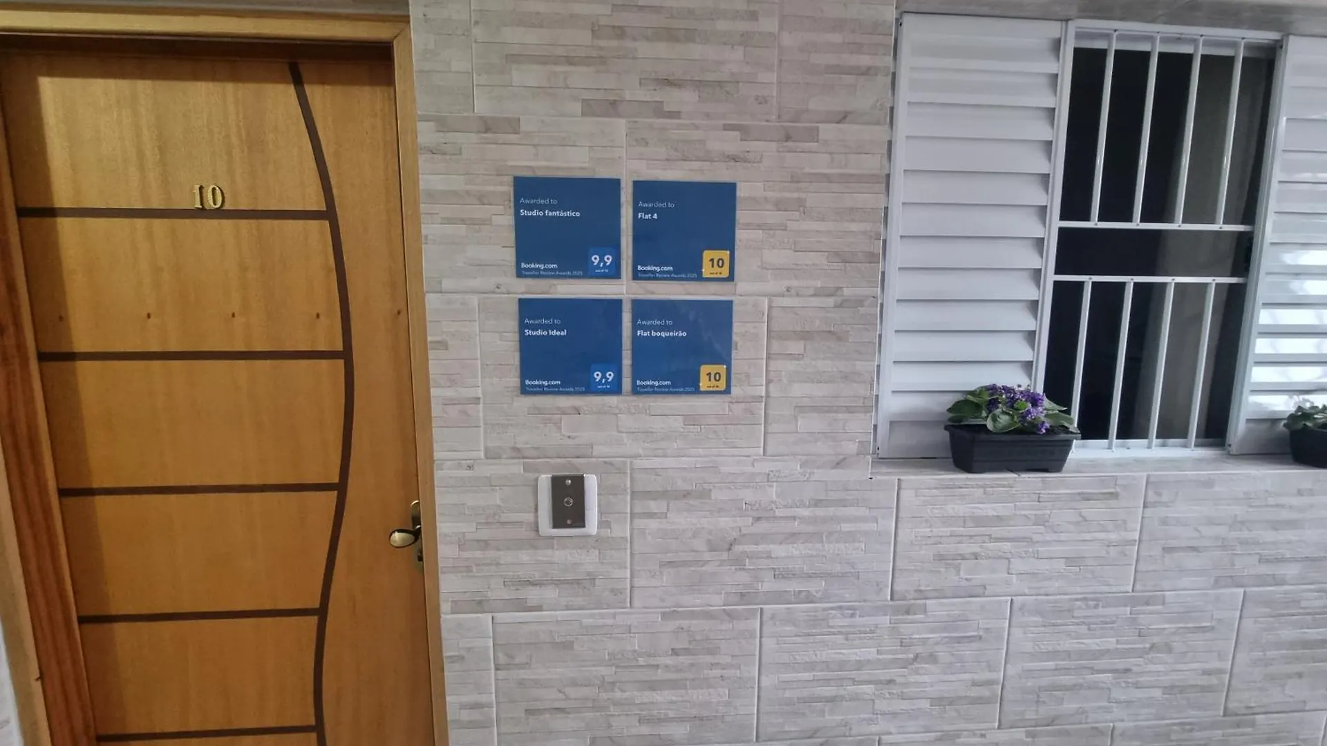 Studio Ideal São Paulo 0*,  Brasil